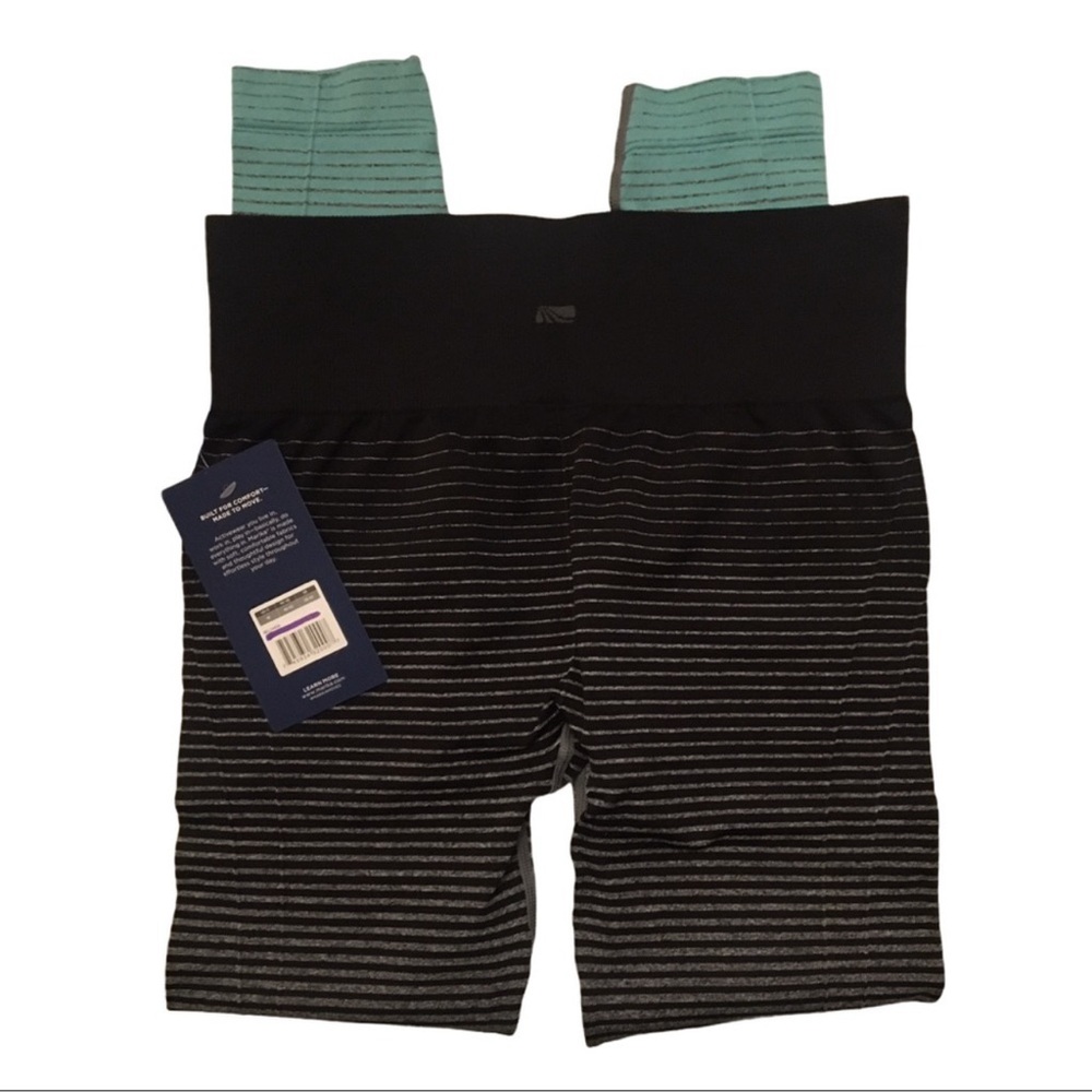 Marika Teal and Black Sports Bra (Set) NWT - Sz MEDIUM - Picture 11 of 13